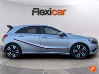 Usado Mercedes A180 AMG line 109 CV (80 kW) 2015 Gris