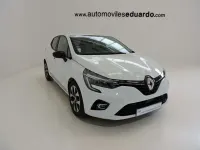 Usado Renault Clio V Business 100 CV (73 kW) 2022 Blanco Berlina