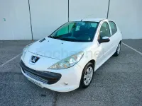 Usado Peugeot 206+ 70 CV (51 kW) 2010 Blanco Utilitario