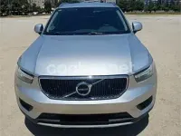 Usado Volvo XC40 Momentum 156 CV (114 kW) 2018 Gris / plata SUV