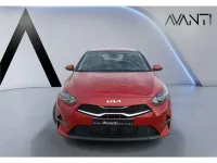 Usado Kia Ceed 136 CV (100 kW) 2025 Rojo Utilitario