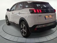 Usado Peugeot 3008 Allure 130 CV (95 kW) 2020