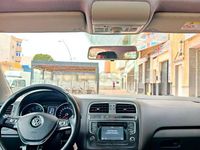 Usado VW Polo Advance 90 CV (66 kW) 2016 Rojo Berlina