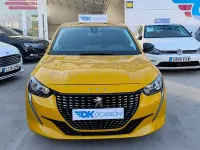 Usado Peugeot 208 Active 100 CV (73 kW) 2022 Amarillo Utilitario
