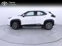 Usado Toyota Yaris Cross Active 116 CV (85 kW) 2022 Blanco SUV