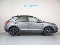 Usado VW T-Roc Life 116 CV (85 kW) 2024 Gris SUV