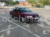 Usado VW Passat Comfortline 110 CV (80 kW) 1997 Granate Berlina