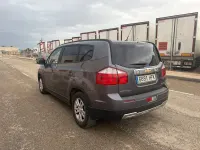 Usado Chevrolet Orlando LTZ 163 CV (119 kW) 2011 Gris / plata Monovolumen