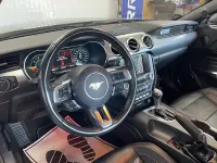 Usado Ford Mustang 290 CV (213 kW) 2018 Gris / plata Coupe