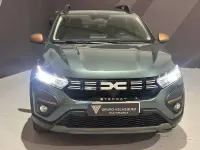 Usado Dacia Sandero Extreme 101 CV (74 kW) 2025 Verde Berlina