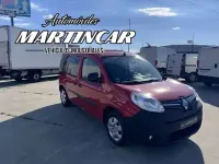 Usado Renault Kangoo Authentique 58 CV (42 kW) 2020 Rojo Monovolumen