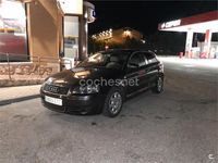 Usado Audi A3 Ambition 140 CV (102 kW) 2004 Gris / plata Berlina