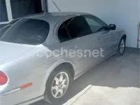 Usado Jaguar S-Type Executive 238 CV (175 kW) 2007 Gris / plata Berlina