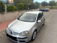 Usado VW Golf IV Sportline 105 CV (77 kW) 2004 Gris Utilitario