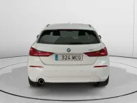 Usado BMW 118 Comfort Edition 140 CV (102 kW) 2022 Blanco Utilitario