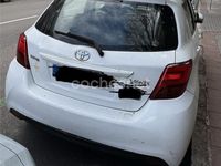 Usado Toyota Yaris Active 99 CV (72 kW) 2015 Blanco Berlina