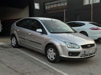 Usado Ford Focus Business Edition 100 CV (73 kW) 2006 Gris / plata Berlina