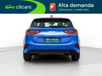 Usado Kia Ceed 100 CV (73 kW) 2024 Azul Utilitario