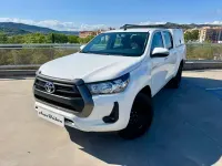 Usado Toyota HiLux 150 CV (110 kW) 2023 Blanco Pickup/Camioneta
