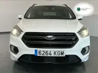 Usado Ford Kuga ST-Line 150 CV (110 kW) 2017 Blanco SUV