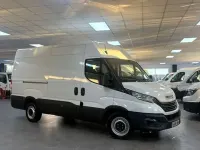 Usado Iveco Daily 160 CV (117 kW) 2023 Blanco Van