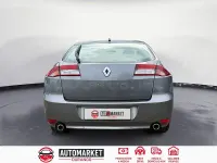 Usado Renault Laguna III Dynamique 130 CV (95 kW) 2011 Gris / plata Berlina