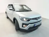 Usado SsangYong Tivoli 128 CV (94 kW) 2022 Gris / plata SUV