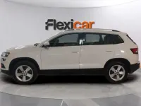 Usado Skoda Karoq Ambition 150 CV (110 kW) 2021 Blanco SUV