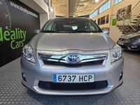 Usado Toyota Auris Hybrid Active 135 CV (99 kW) 2011 Gris / plata Berlina
