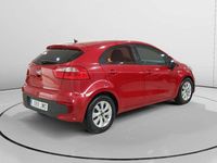 Usado Kia Rio 84 CV (61 kW) 2017 Rojo Utilitario