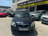 Usado Skoda Fabia 70 CV (51 kW) 2009 Negro Berlina
