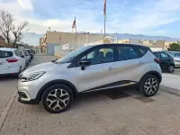 Usado Renault Captur XMOD 110 CV (80 kW) 2018 Gris / plata SUV