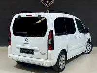 Usado Citroën Berlingo Seduction 120 CV (88 kW) 2014 Blanco Monovolumen