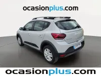Usado Dacia Sandero Expression 91 CV (66 kW) 2024 Gris plata Utilitario