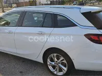Usado Opel Astra Dynamic 136 CV (100 kW) 2016 Blanco Familiar