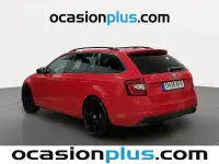 Usado Skoda Octavia RS 245 CV (180 kW) 2017 Rojo Familiar