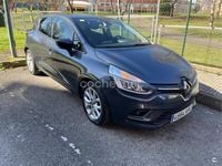 Usado Renault Clio IV Zen 90 CV (66 kW) 2018 Gris / plata Berlina
