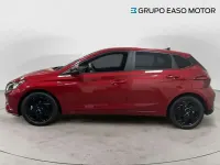 Nuevo Hyundai i20 Blackline 90 CV (66 kW) 2026 Rojo Utilitario