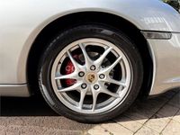 Usado Porsche Boxster 228 CV (167 kW) 2004 Gris / plata Descapotable