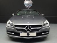 Usado Mercedes SLK250 204 CV (150 kW) 2013 Gris claro Descapotable