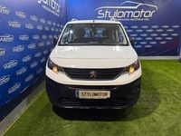 Usado Peugeot Rifter Active 100 CV (73 kW) 2019 Blanco Monovolumen