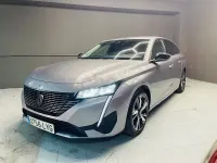 Usado Peugeot 308 SW Allure 130 CV (95 kW) 2023 Gris / plata Familiar