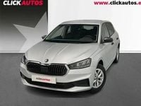 Usado Skoda Fabia Essence 95 CV (69 kW) 2025 Plata Utilitario