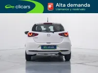 Usado Mazda 2 Center-Line 90 CV (66 kW) 2024 Blanco Utilitario