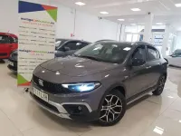 Usado Fiat Tipo Cross 99 CV (72 kW) 2022 Gris Utilitario