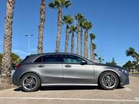 Usado Mercedes A250 224 CV (164 kW) 2019 Gris / plata Berlina