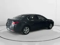 Usado Peugeot 508 Active 120 CV (88 kW) 2017 Gris Berlina