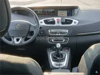 Usado Renault Scenic E-Tech 110 CV (80 kW) 2010 Blanco Monovolumen