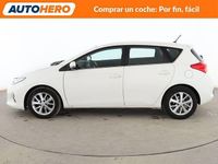 Usado Toyota Auris Active 90 CV (66 kW) 2014 Blanco Berlina
