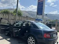 Usado Audi A4 150 CV (110 kW) 2000 Azul Berlina